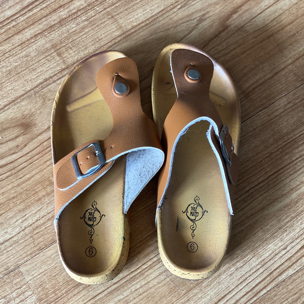 Stylish Tan Leather Sandals for Women
